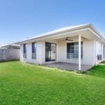 17 Esperance Avenue, BLACKS BEACH, QLD 4740 AUS