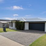 11 Clive Court, BEACONSFIELD, QLD 4740 AUS