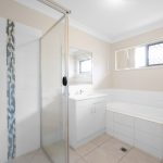 27 Scarborough Circuit, BLACKS BEACH, QLD 4740 AUS